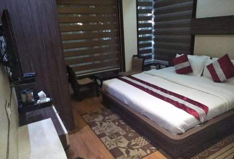 Hotelli As Clarks Inn