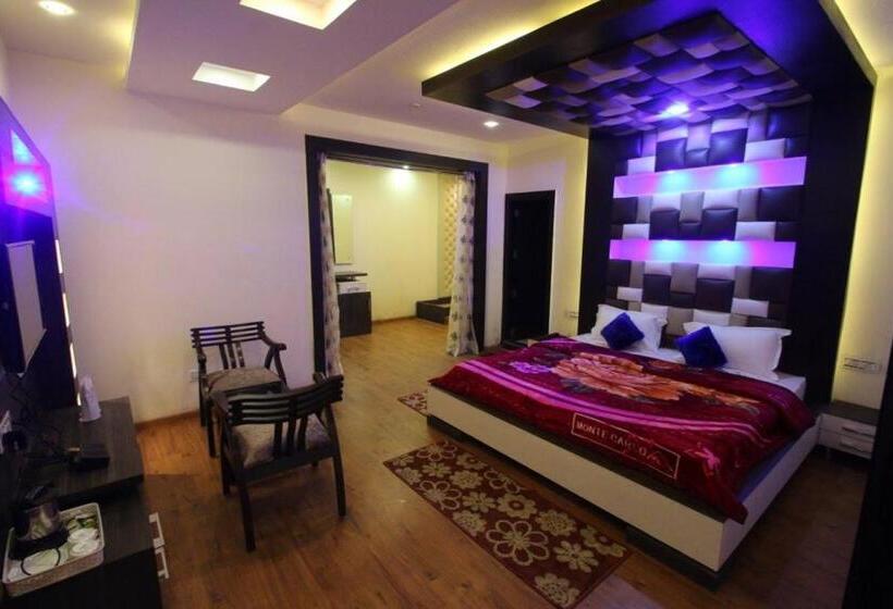 ホテル As Clarks Inn