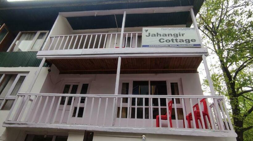 בית מלון כפרי Sakhi Cottage Wishing Well Pahalgam