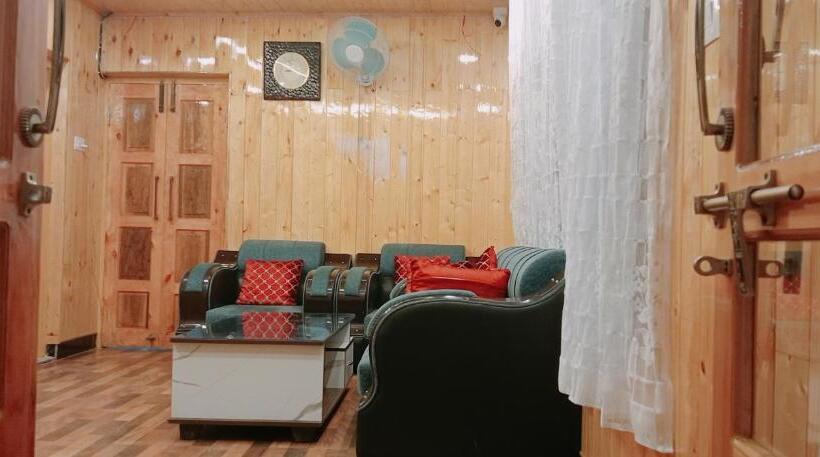 בית מלון כפרי Sakhi Cottage Wishing Well Pahalgam