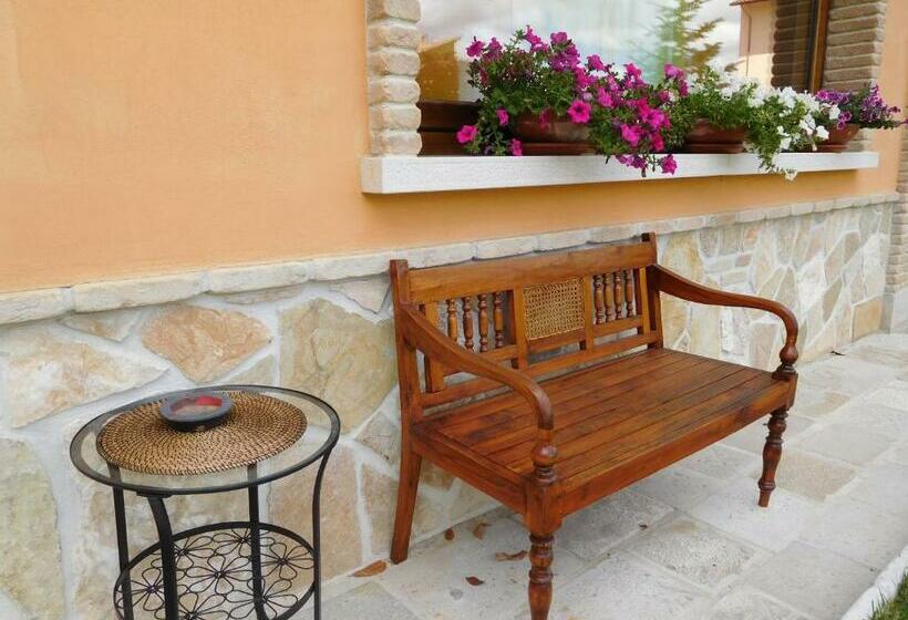 בית מלון כפרי Michelangelo