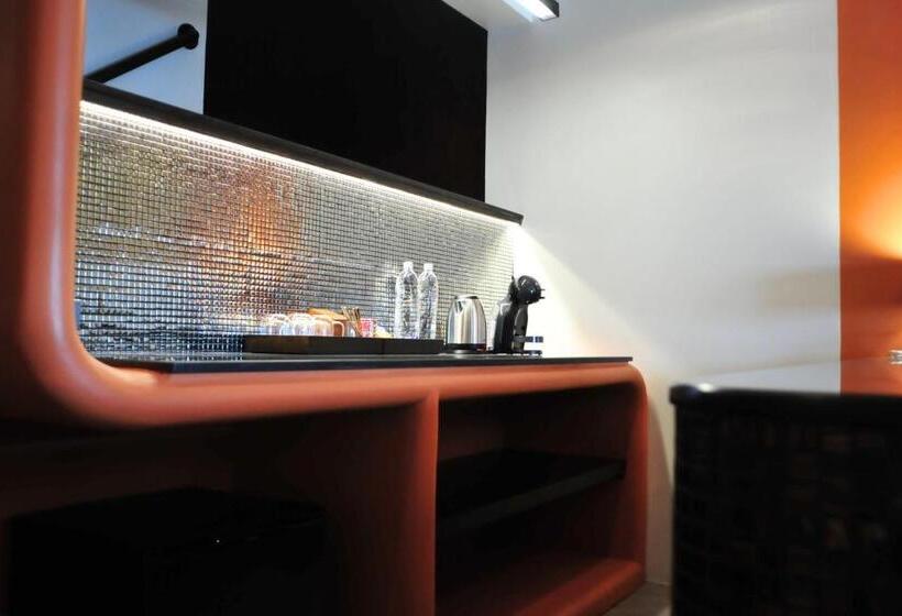 Отель The Moment Chiangmai