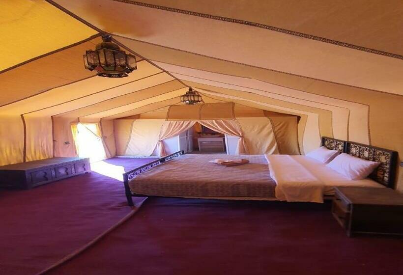 بنسيون Luxury Desert Romantic Camp