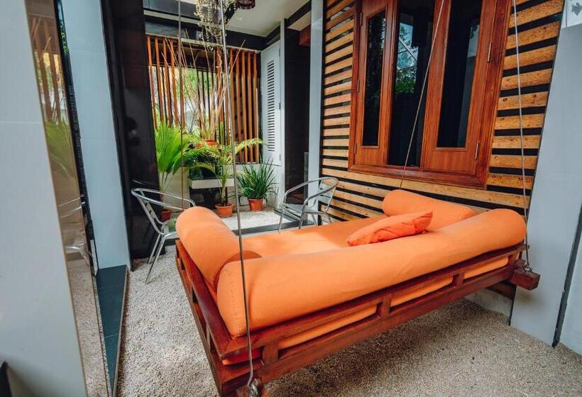 پانسیون Millennium Island Residence