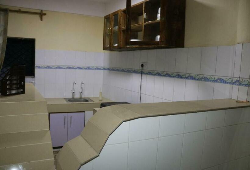 پانسیون Room In Guest Room A Wonderful Beach Property In Diani Beach Kenya