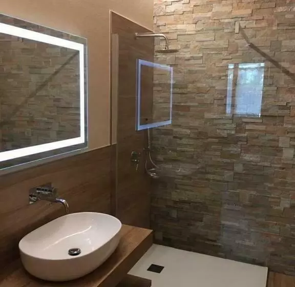 ベッドアンドブレックファースト Saint Patrick's Inn