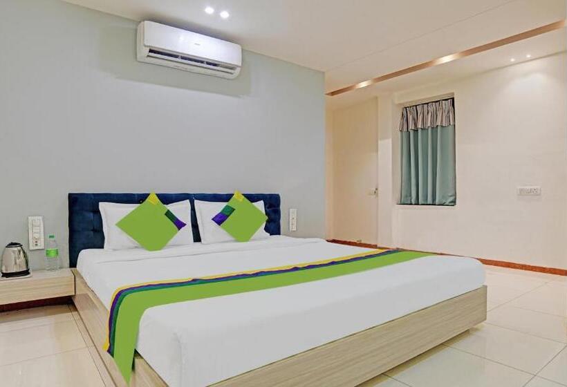 בית מלון כפרי Treebo Trend Omkar