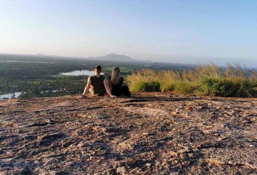 مبيت وإفطار Sigiriya Nature Resort