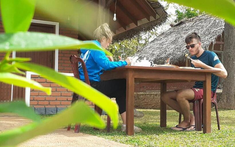 مبيت وإفطار Sigiriya Nature Resort