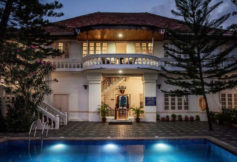 Hotel Dutch Bungalow