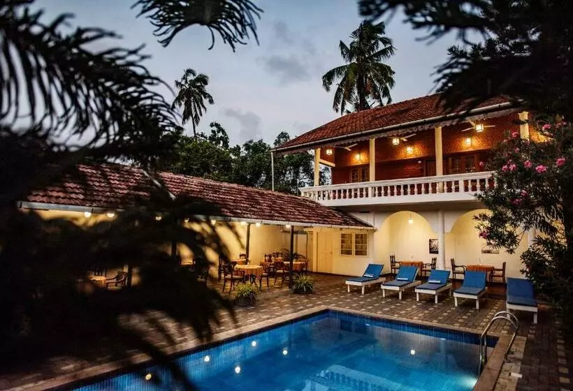 Hotelli Dutch Bungalow