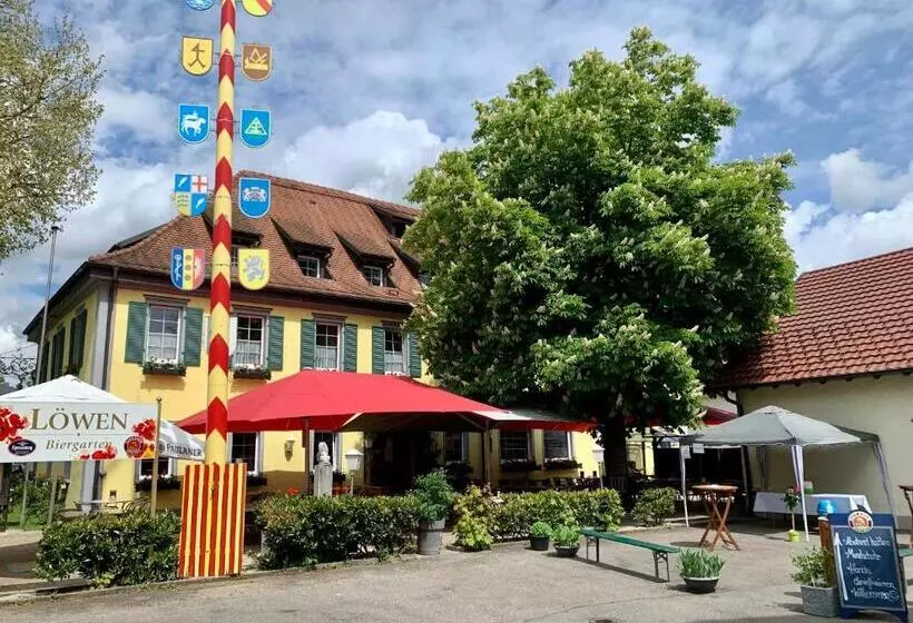 Hotelli Und Wirtshaus Löwen