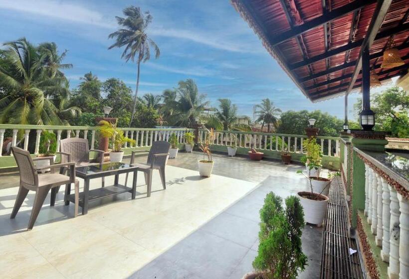 בית מלון כפרי Swaaraj Stay At Goa