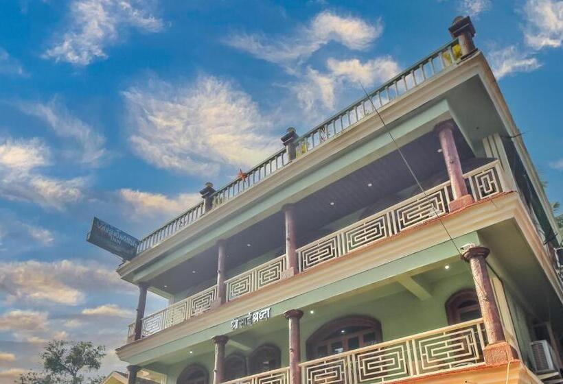 בית מלון כפרי Swaaraj Stay At Goa