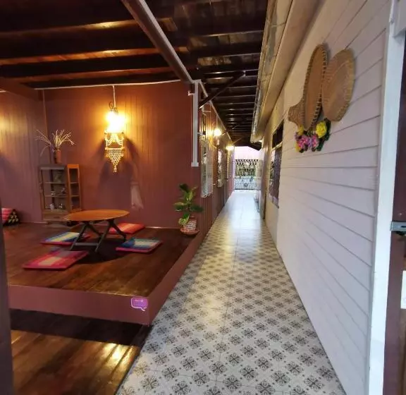 Majatalo Chanida Home