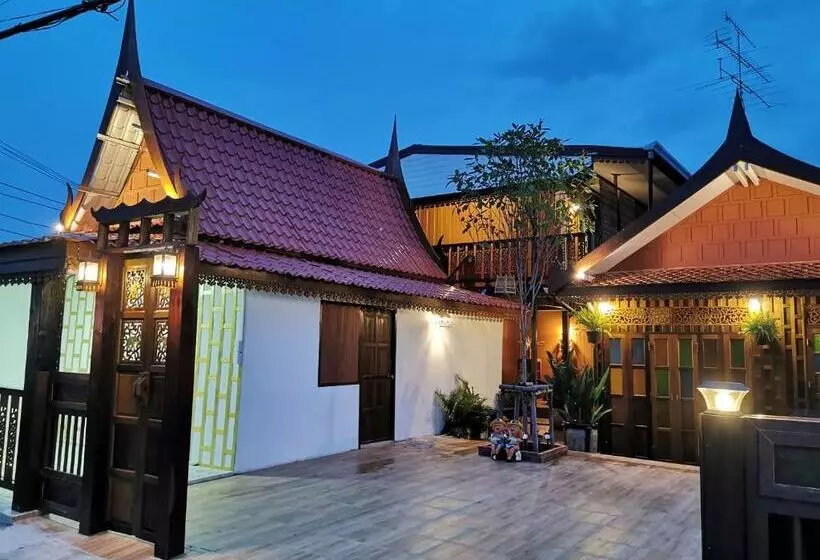 Majatalo Chanida Home