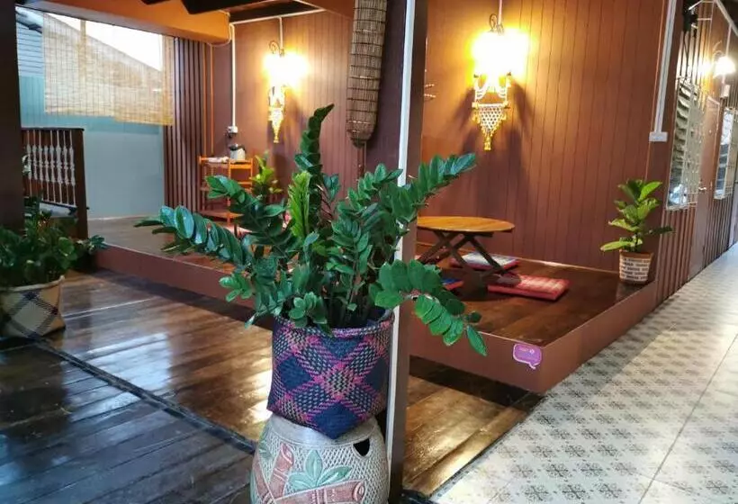 Majatalo Chanida Home