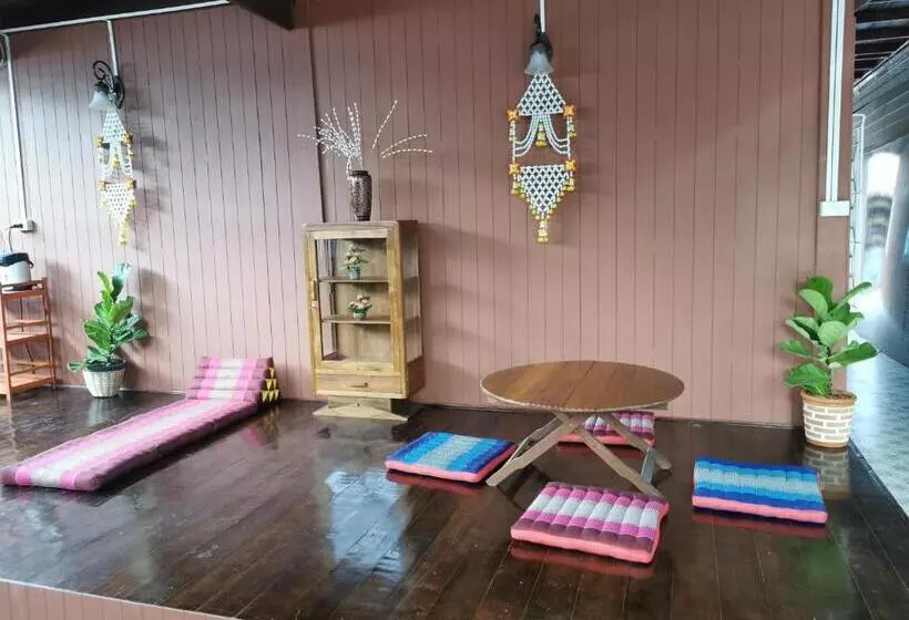 Majatalo Chanida Home