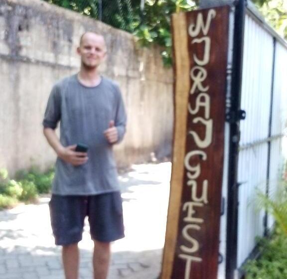 Pensión Mirissa Niraj Guest