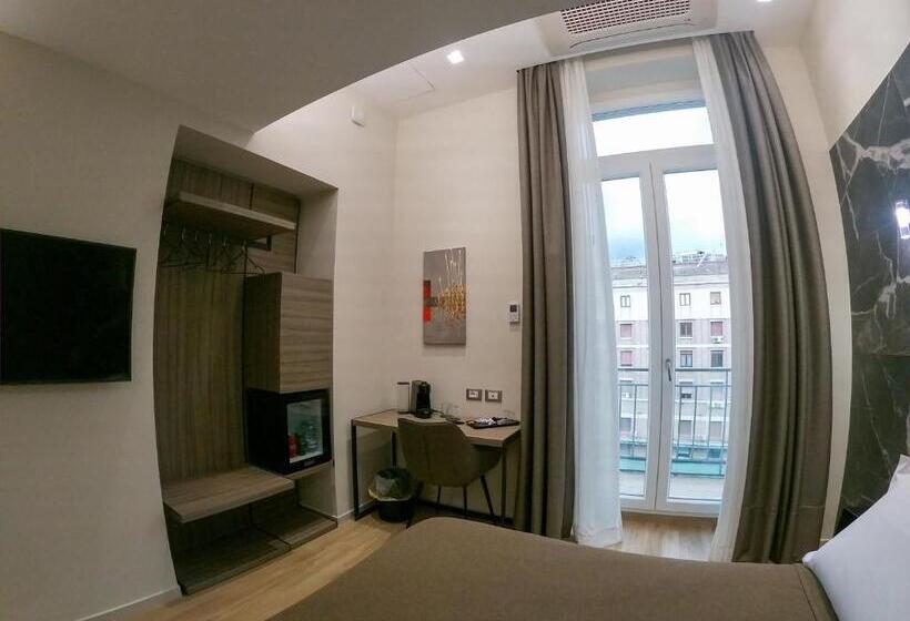 پانسیون Municipio Luxury Suite