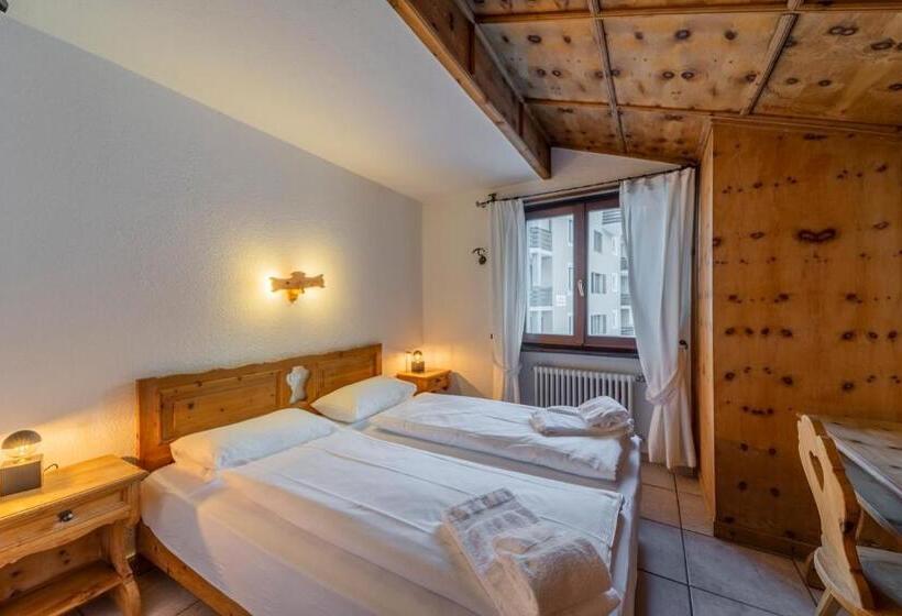 Chesa Silva Silvaplana