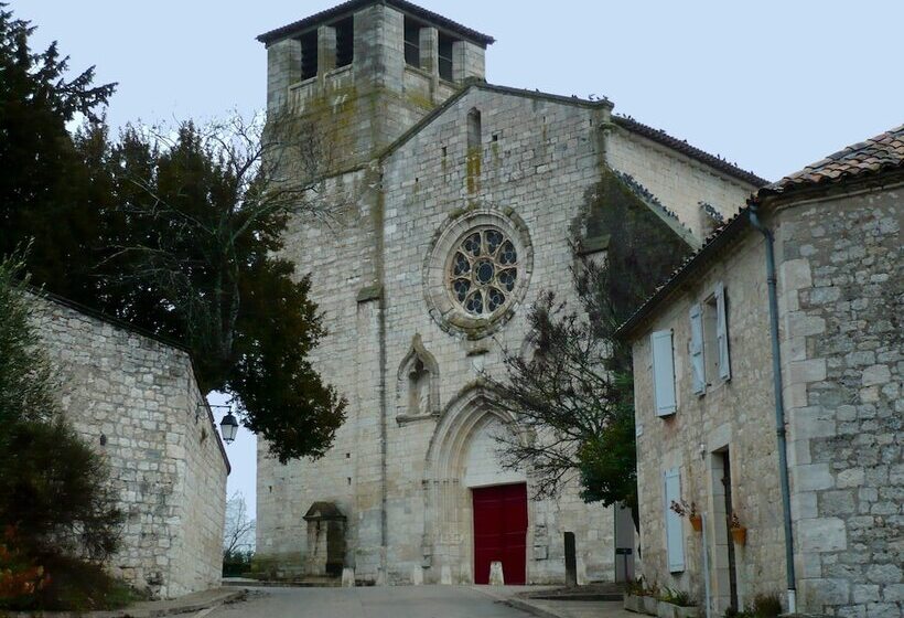 ホテル Au Charme Du Levat