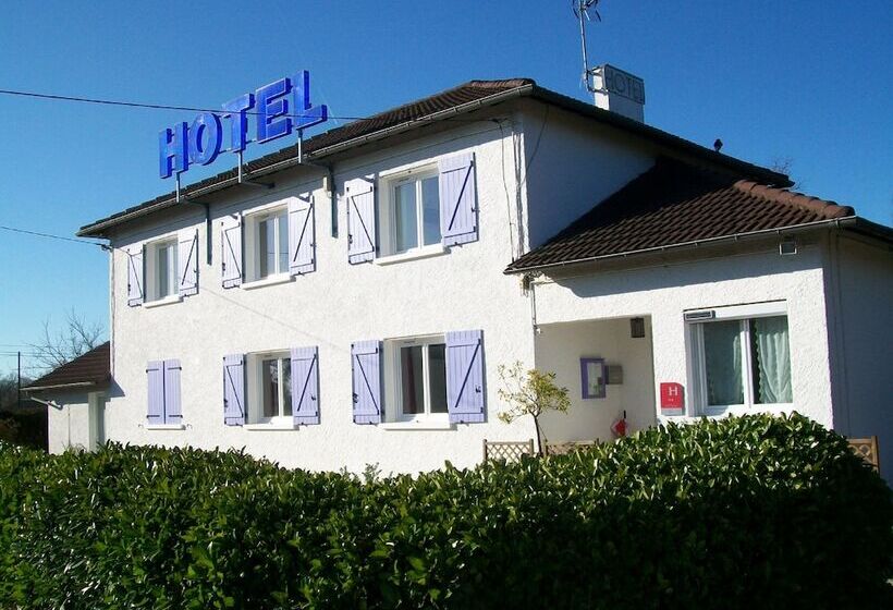 ホテル Au Charme Du Levat