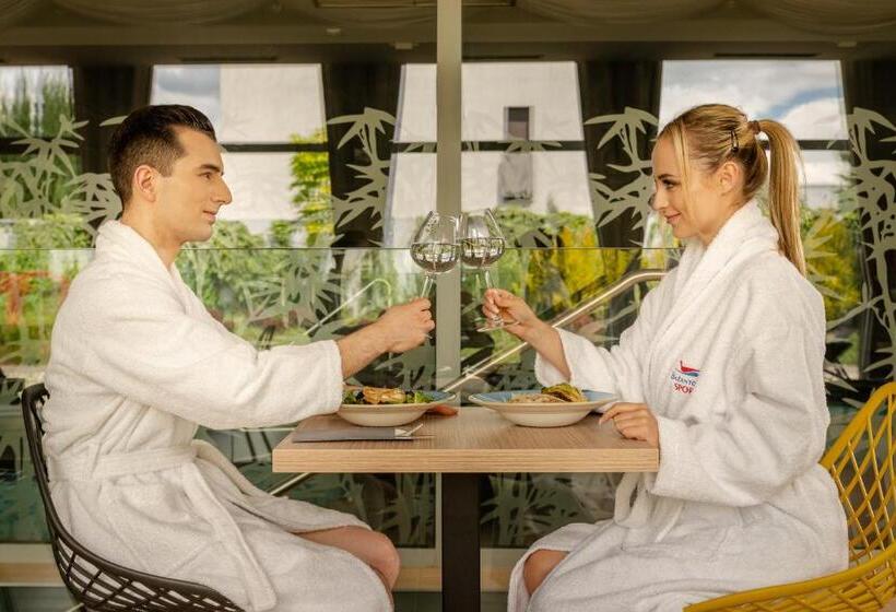 هتل Bażantowo Sport