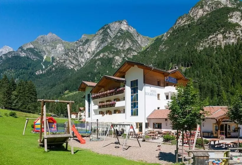 Отель Bergkristall