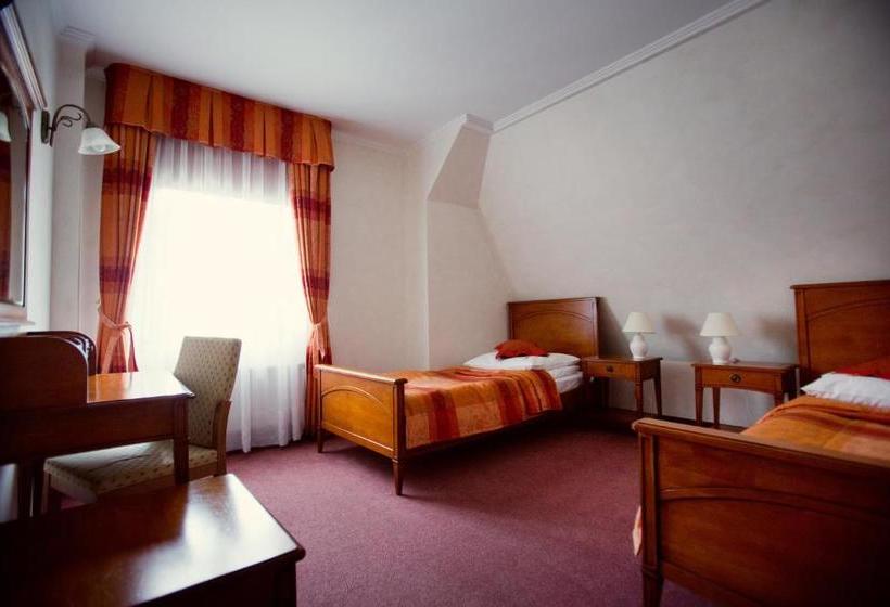 酒店 Kompleks Dąbrówka