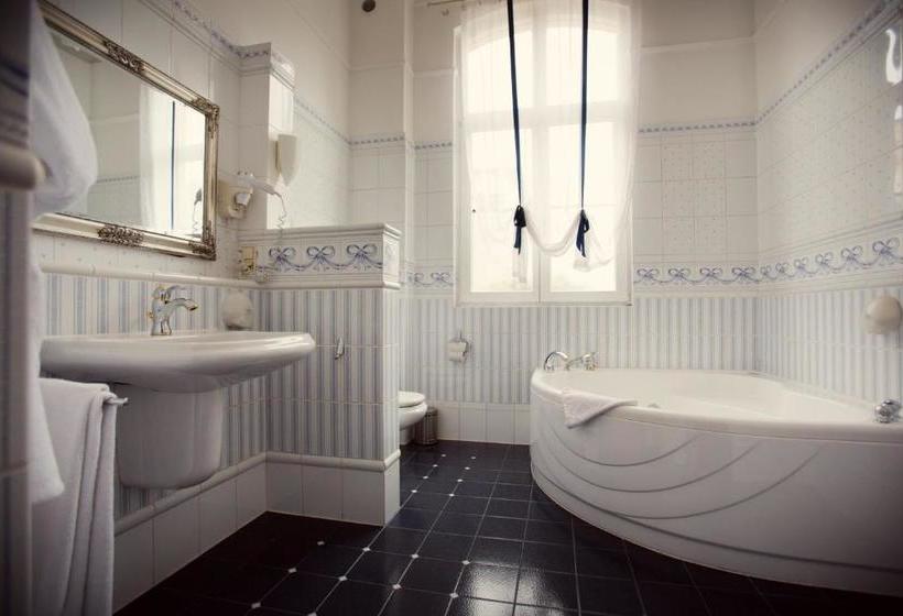 酒店 Kompleks Dąbrówka