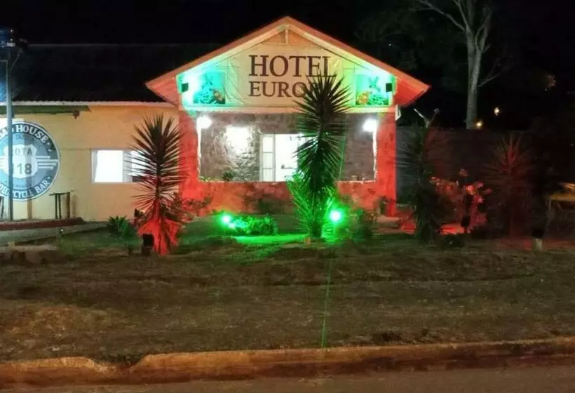 Отель Europa Familiar