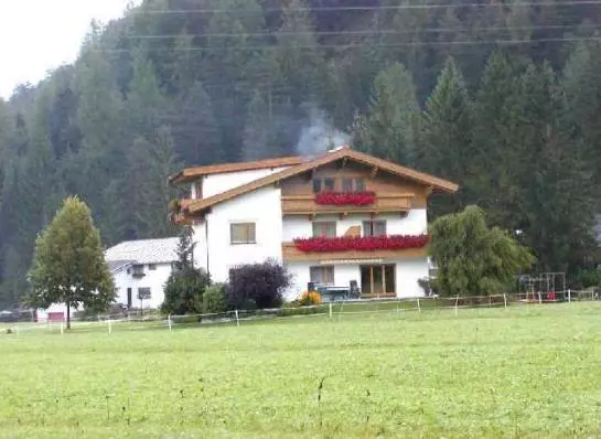 پانسیون Gästehaus Sylvia
