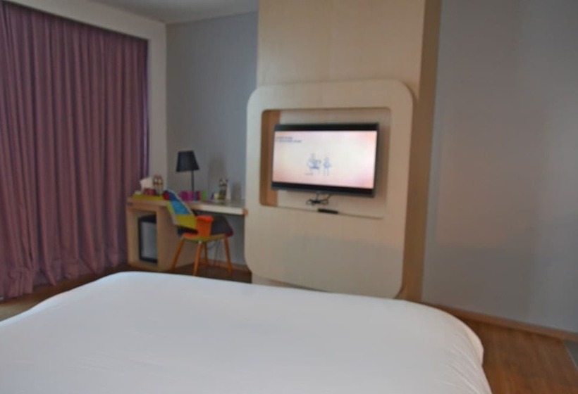 فندق Ibis Styles Jakarta Airport