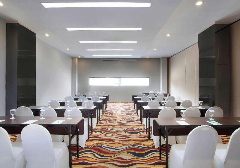 فندق Ibis Styles Jakarta Airport