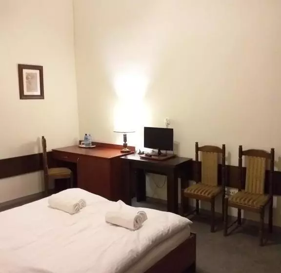 酒店 Willa Miłosna