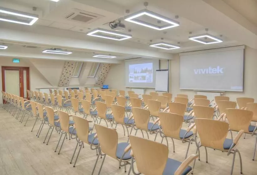 Hotelli Pensjonat Jastrzębia Turnia