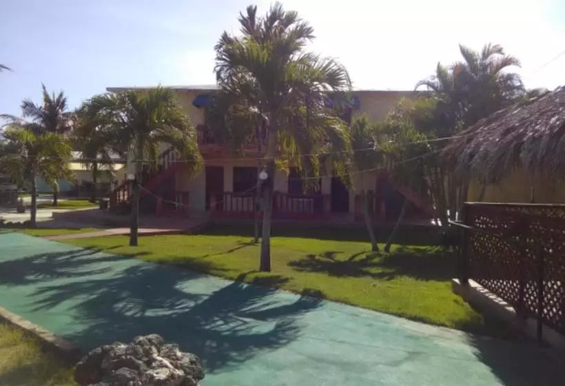 هتل Playa Chiquita