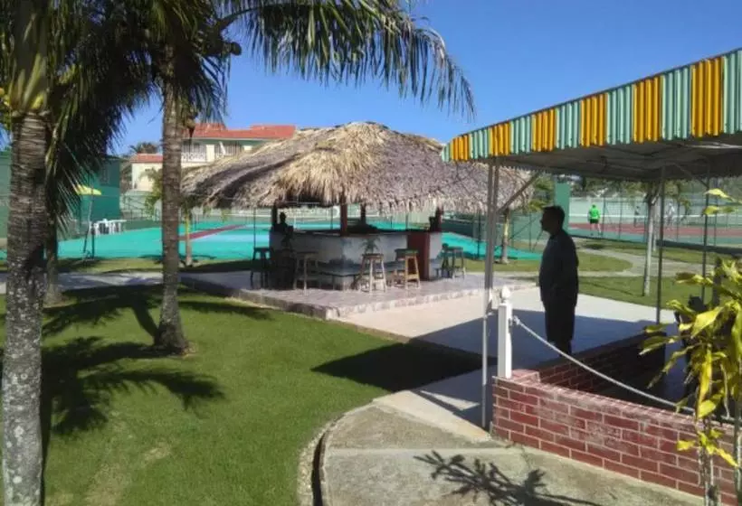 هتل Playa Chiquita