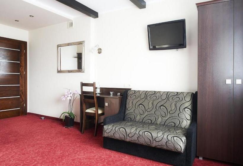 호텔 Pensjonat Przy Zamku