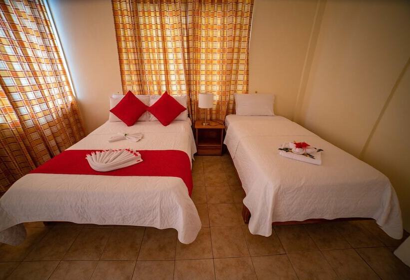 בית מלון כפרי Red Booby