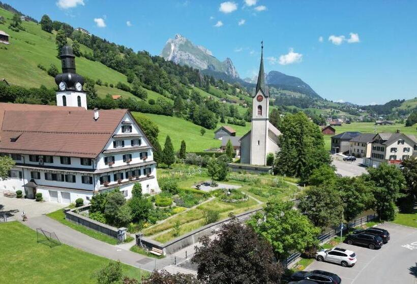 فندق Restaurant Rössli