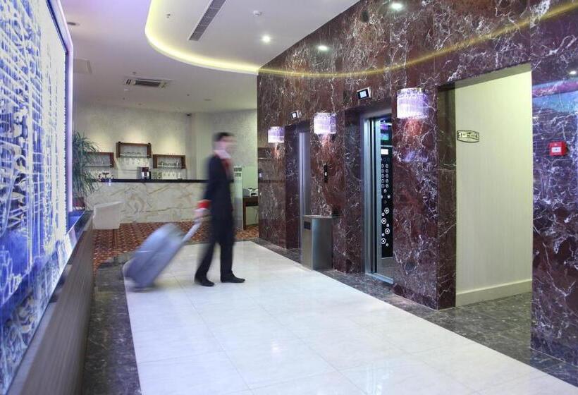 هتل Senbayrak City