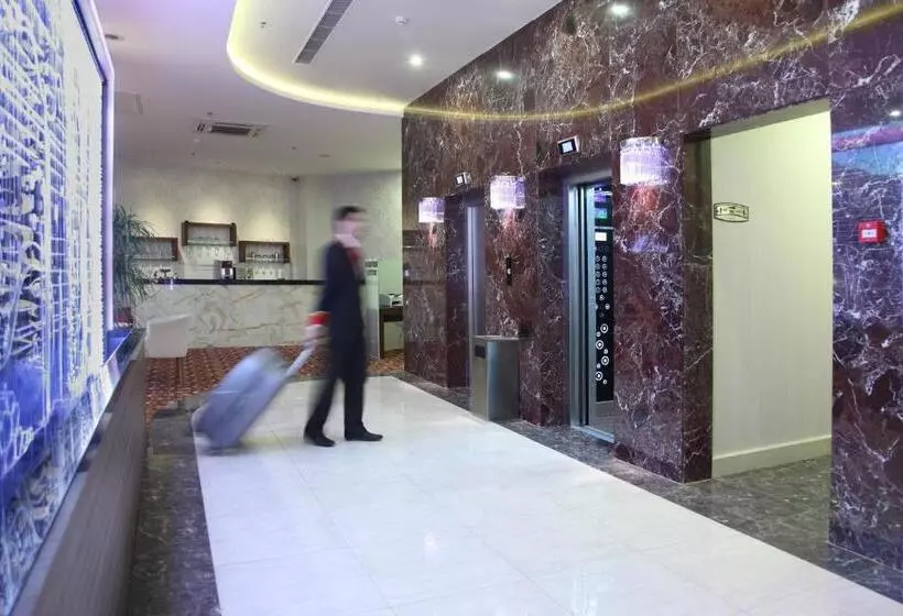 هتل Senbayrak City