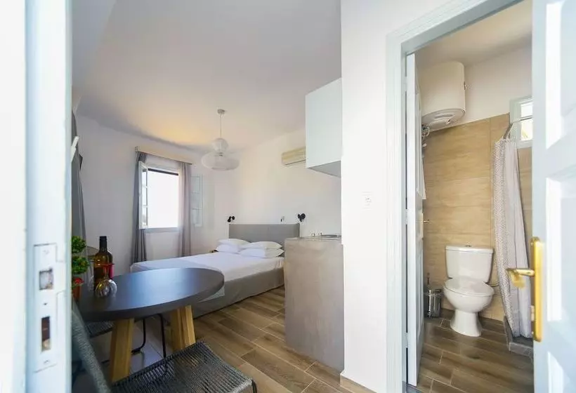 Hotel St. Paul's Bay Studios