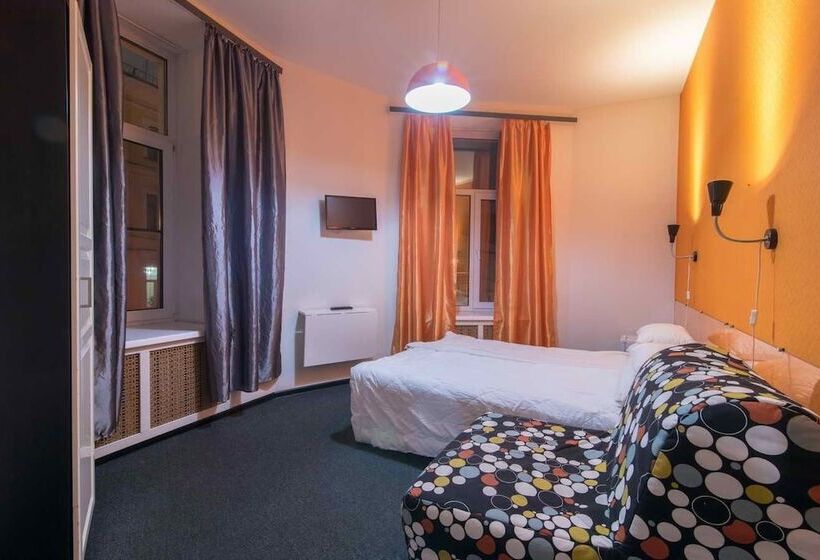 בית מלון כפרי Travelto Kazanskiy 43