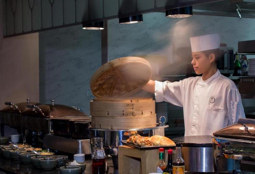 فندق U Sathorn Bangkok