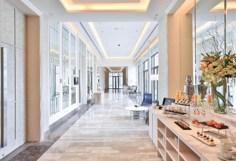 فندق U Sathorn Bangkok