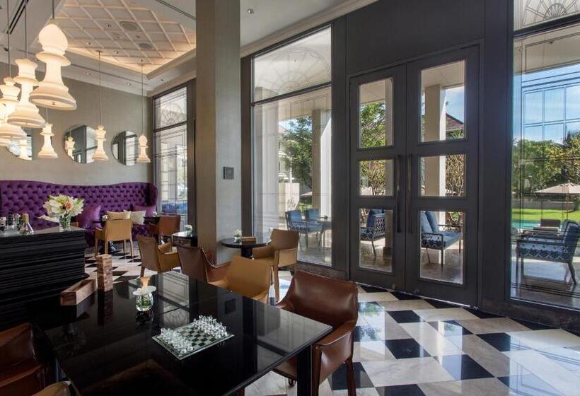 فندق U Sathorn Bangkok