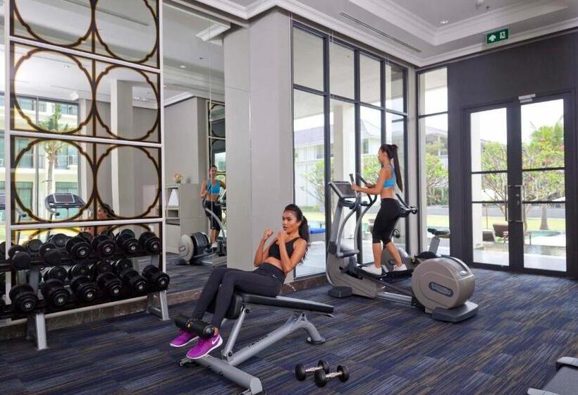 فندق U Sathorn Bangkok